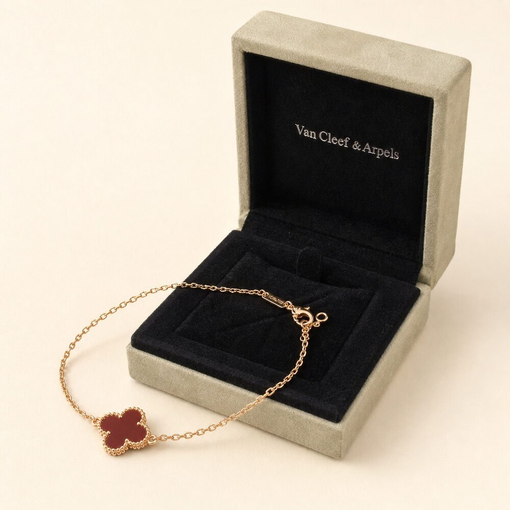 Van Cleef & Arpels Elegant Signature Bracelet Style 3 | New with Box
